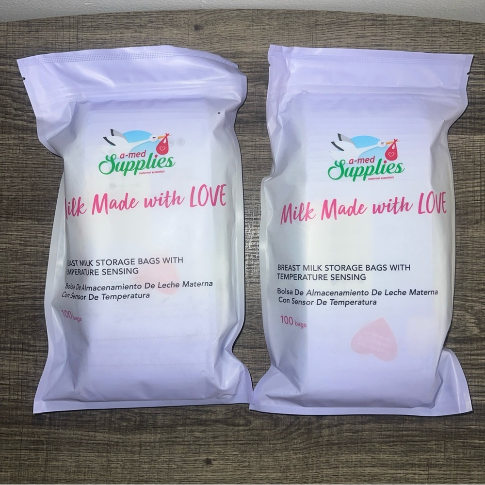 200 Count A-Med Supplies Breastmilk Storage Bags With Temperature Sensing NEW￼